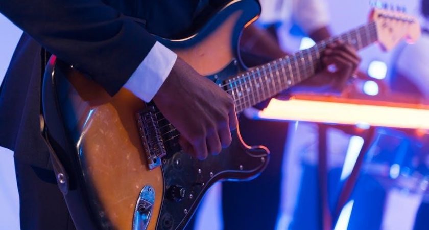 notes on a guitar fretboard pdf